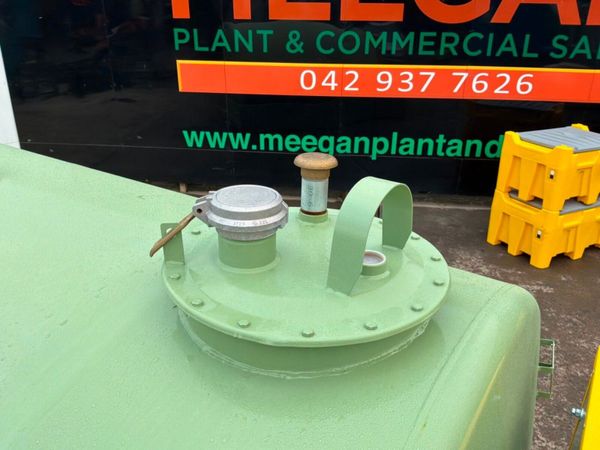 UNUSED 9000 lts FUEL STORAGE  DELIVERY BOWSER 383789387