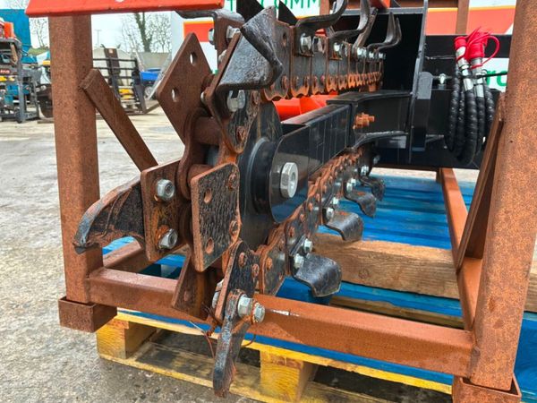 SKID STEER TRENCHING ATTACHMENT.....D39f 383789444