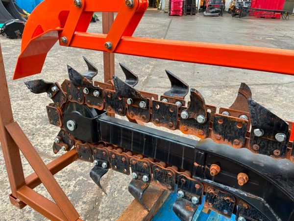 SKID STEER TRENCHING ATTACHMENT.....D39f 383789447