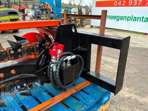 SKID STEER TRENCHING ATTACHMENT.....D39f 383789448