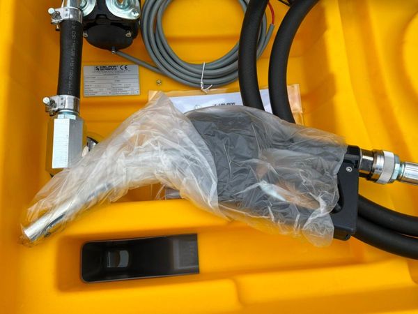 330lts FUEL STORAGE / DELIVERY BOWSER........330m 383789400