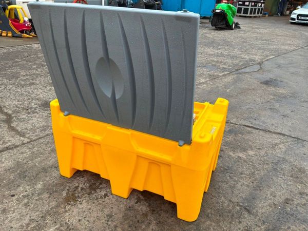 330lts FUEL STORAGE / DELIVERY BOWSER........330m 383789407