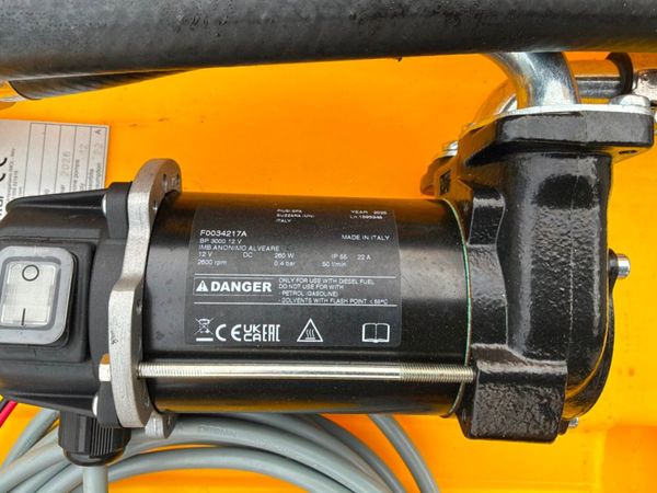 220lts PORTABLE FUEL DELIVERY BOWSER......1070. 383789434