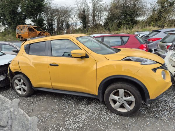 2016 Nissan Juke *For Parts* 383796033