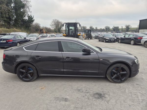 2011 Audi A5 *For Parts* 383797143