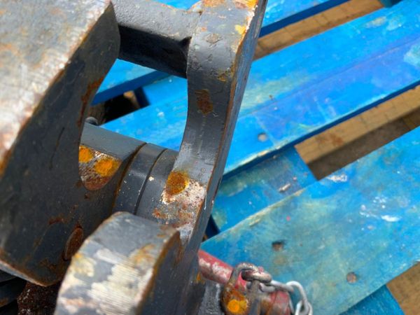 STRICKLAND QUICK HITCH........40mm PINS......7122. 383704354