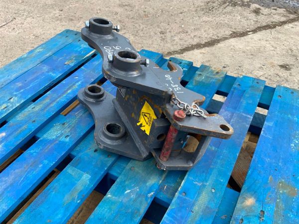 STRICKLAND QUICK HITCH........40mm PINS......7122. 383704339