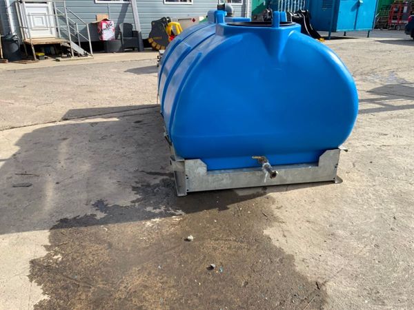 WESTERN STATIC WATER BOWSER & PUMP......1259. 383712000