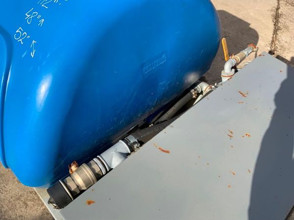 WESTERN STATIC WATER BOWSER & PUMP......1259. 383712006