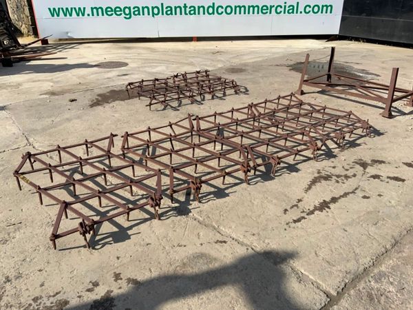 4 SECTION TRAILED PIN HARROW.........129s 383723319