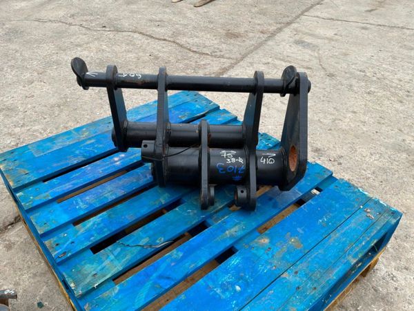 JCB TELETRUK HEADSTOCK CARRIAGE.........7103. 383734367