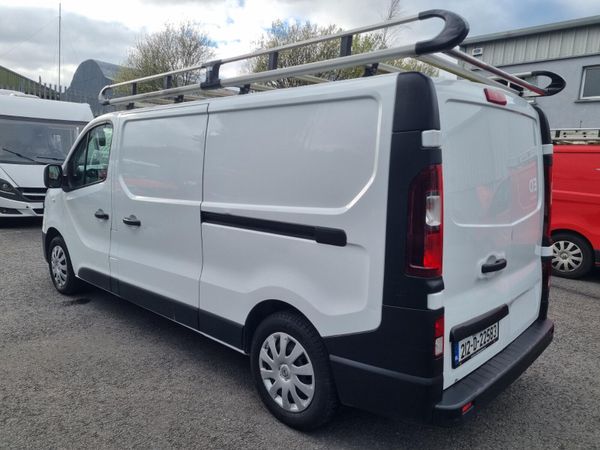 Renault Trafic 2021 383864132