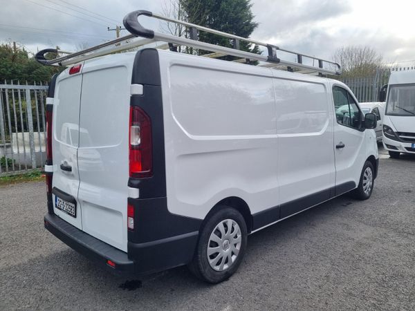 Renault Trafic 2021 383864133