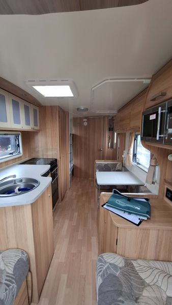 Bailey Pegasus 6 berth caravan 383870077