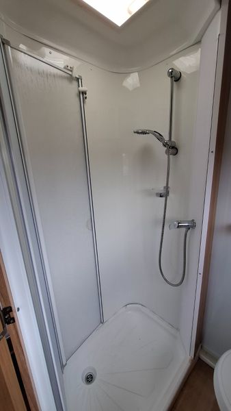 Bailey Pegasus 6 berth caravan 383870084