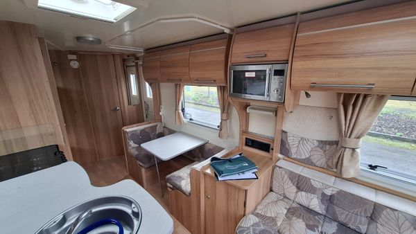 Bailey Pegasus 6 berth caravan 383870090