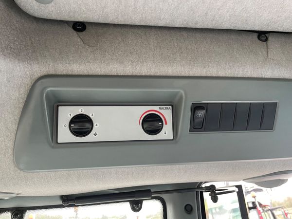 2015 Valtra N103 HiTech 383882591