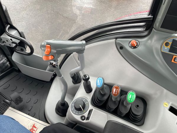 2018 Valtra N103 Hitech 383882726