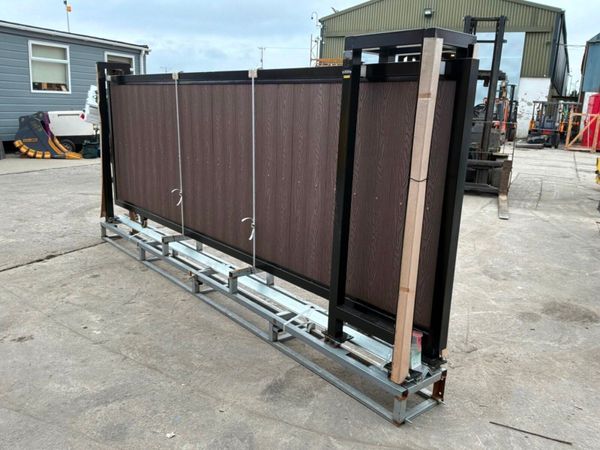 13ft REMOTE CONTROL SLIDING GATE..........1377p. 383883899