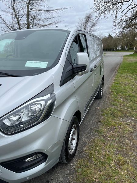 Ford Transit Custom 2022 383899511