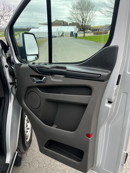 Ford Transit Custom 2022 383899519