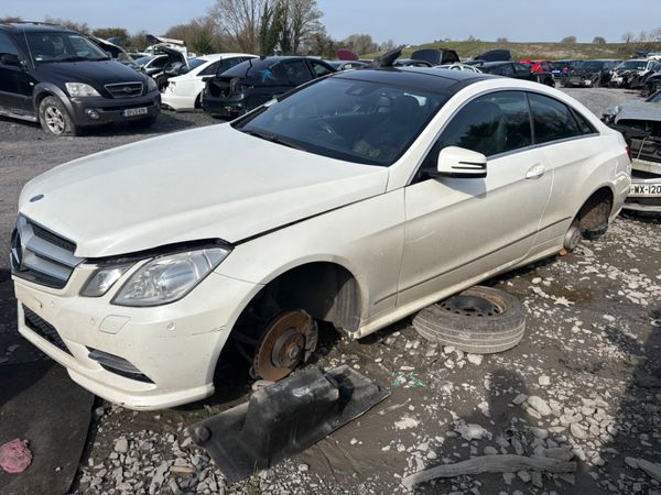 2012 Mercedes EClass Coupe *For Parts* 383800309