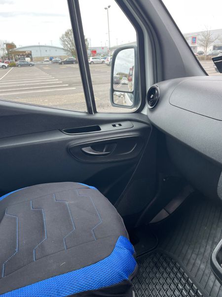 Mercedes Sprinter 314 tow truck 383831859