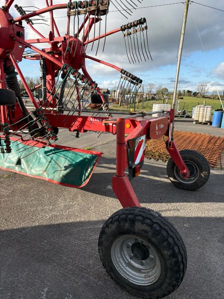 2015 Kverneland Rake 383975871