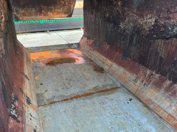 FOOD GRADE DIGESTER HOOK LOADER SKIP...700p. 383987502