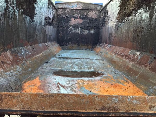 FOOD GRADE DIGESTER HOOK LOADER SKIP...700p. 383987512