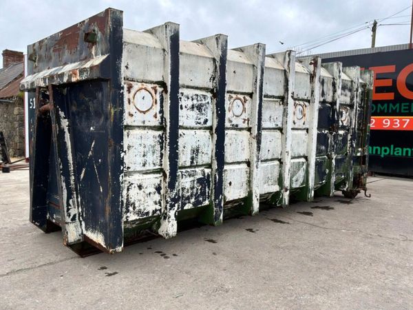 35 yds HOOK LOADER ENCLOSED SKIP BIN.......4003. 383906117