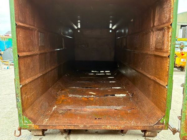 35 yds HOOK LOADER ENCLOSED SKIP BIN.......4003. 383906127