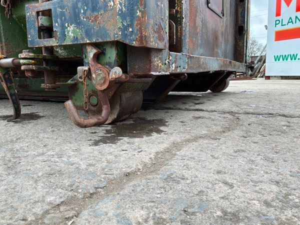 35 yds HOOK LOADER ENCLOSED SKIP BIN.......4003. 383906139
