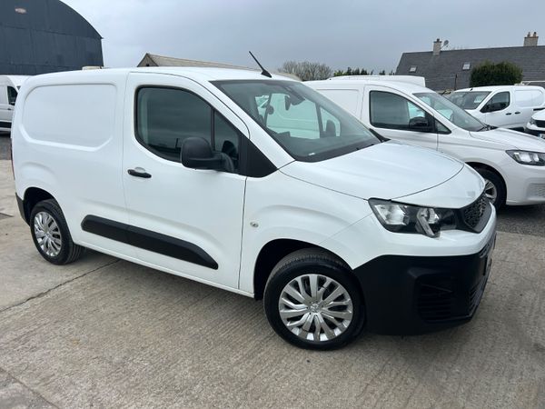Peugeot Partner 2020 / 2022 383913070