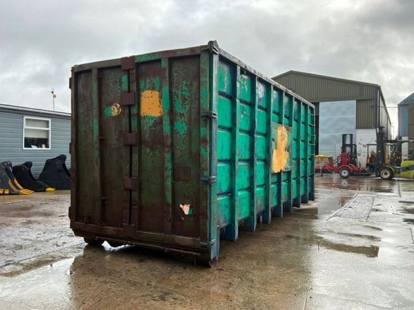 40 YARD HOOK LOADER SKIP BIN ....704P. 384079570