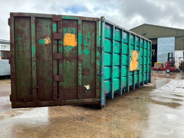 40 YARD HOOK LOADER SKIP BIN ....704P. 384079578