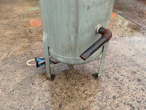 880lts UPRIGHT AIR COMPRESSOR TANK......1052p 384079592
