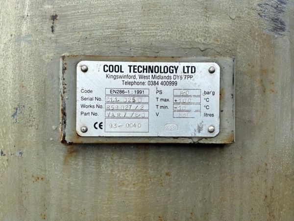 880lts UPRIGHT AIR COMPRESSOR TANK......1052p 384079600