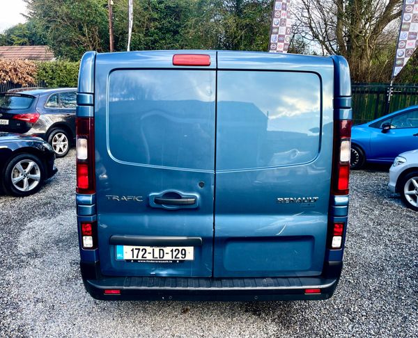 172 Renault Traffic Crew Cab – Ready for Work – VA 384145499