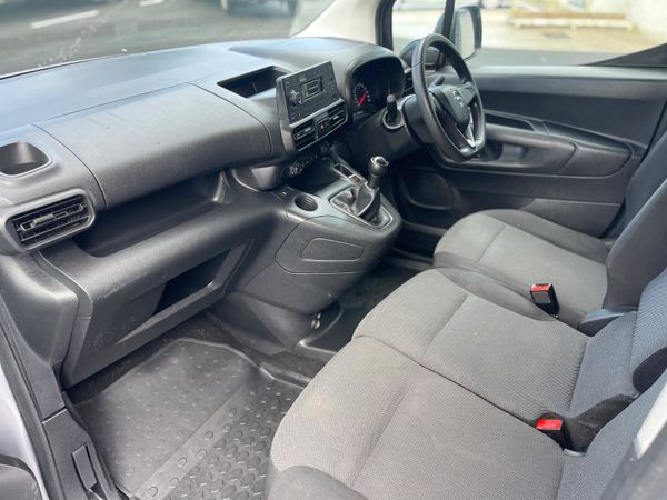 21 Opel Combo – New CVRT – €9,950 + VAT 384147078