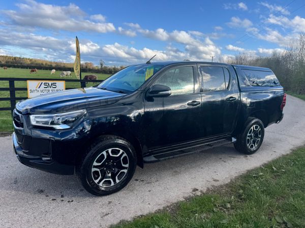 2021 Toyota Hilux Invincible AUTO**** 384154455