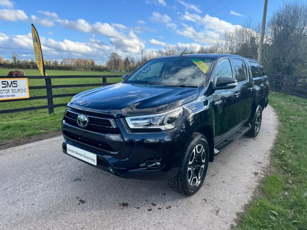 2021 Toyota Hilux Invincible AUTO**** 384154458
