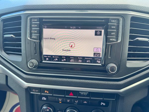 202 Volkswagen Amarok  Black Ed  258bhp***** 384155034