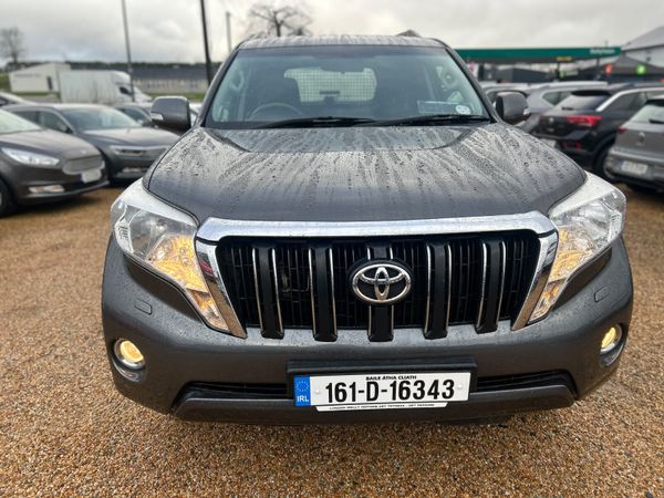 Toyota Land Cruiser **price plus vat** 384163805