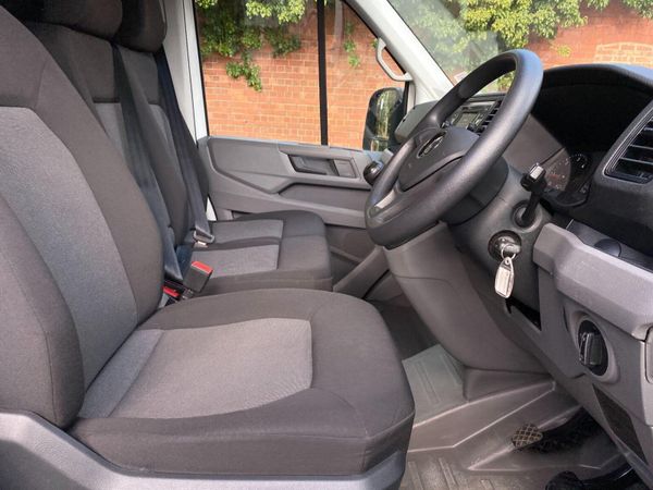 Volkswagen Crafter 2023 mwb fsh 384176315