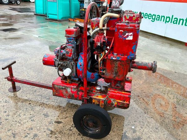 LISTE ENGINE WATER PUMP........159s. 384176942