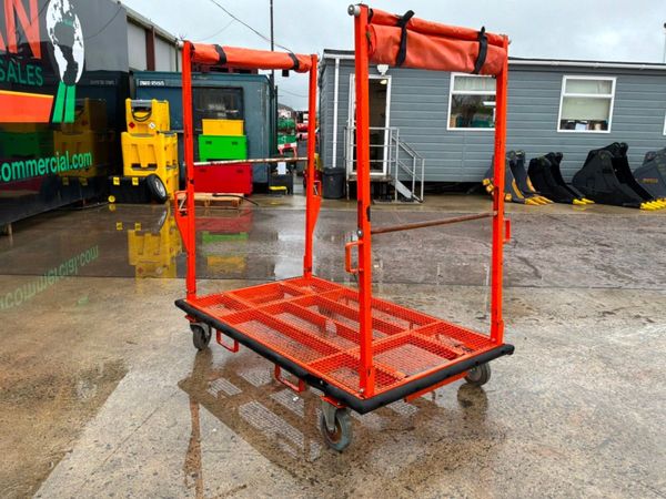 WHEELED MATERIAL TROLLEY..........997t. 384181371