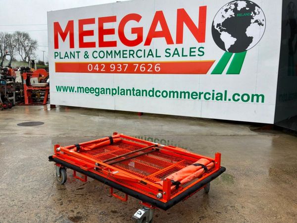 WHEELED MATERIAL TROLLEY..........997t. 384181373