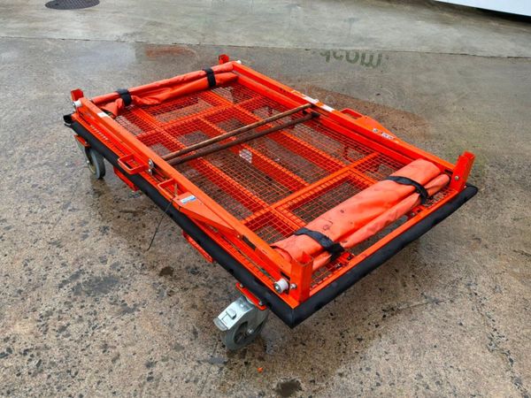 WHEELED MATERIAL TROLLEY..........997t. 384181374