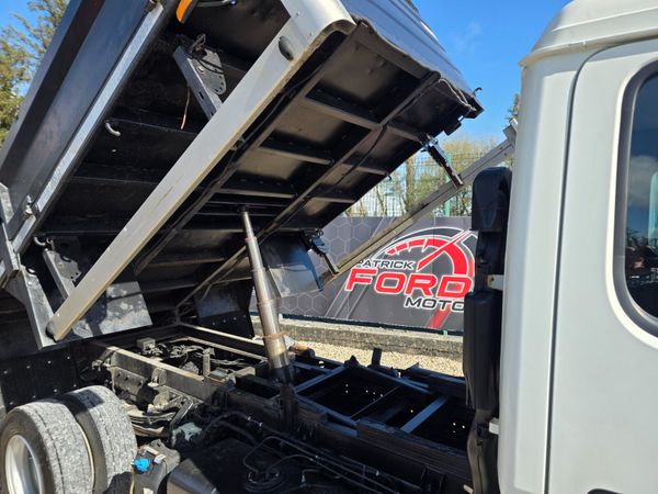 Fuso Canter Tipper Crewcab  2019 384104440